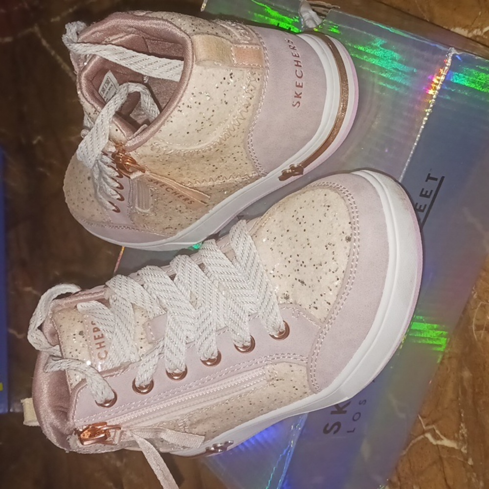 SKECHERS STREET LOS ANGELES